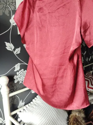 Blusa brillante color teja Talla L