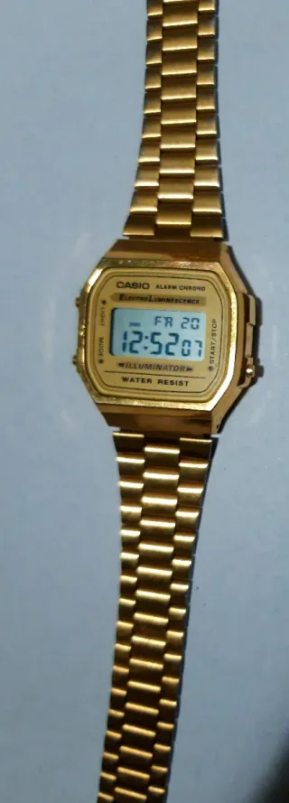 Reloj Casio Dorado Digital