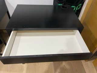 Mesa estudio negra con cajón