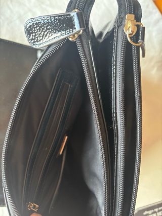 Bolso Guess Negro Acolchado Cadena Dorada