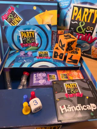 Juego Party & Co Family