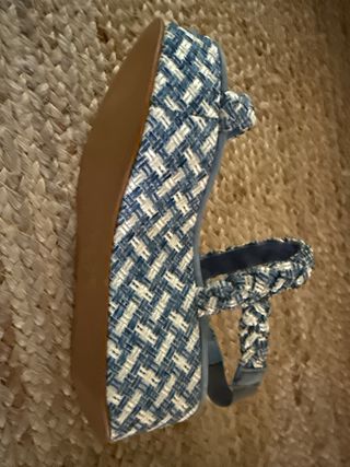 Sandalias plataforma Trucco azul yblanco