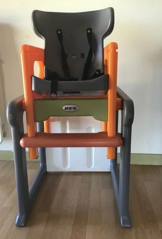 Trona Jane Activa Evo con bandeja