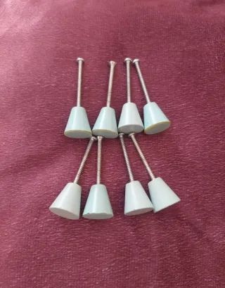 Maniglie pomello legno laccato azzurro