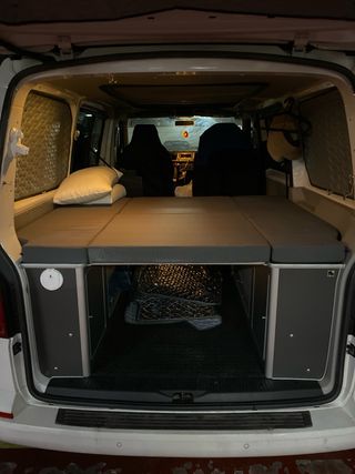 Muebles Camper VW T6 Cama y Colchón