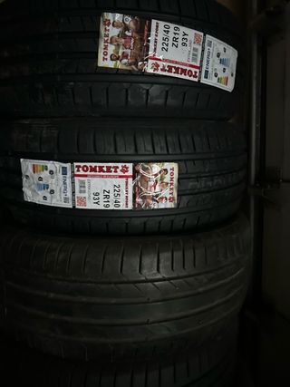 Neumáticos Tomket Sport 225/40 R19 93Y