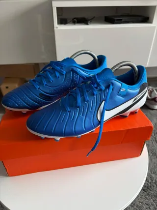 Botas de fútbol Nike Tiempo Azules