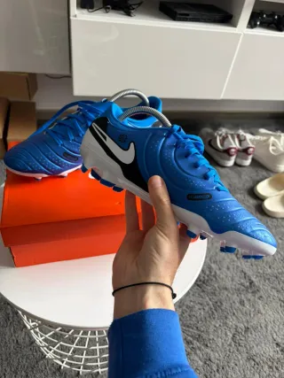 Botas de fútbol Nike Tiempo Azules