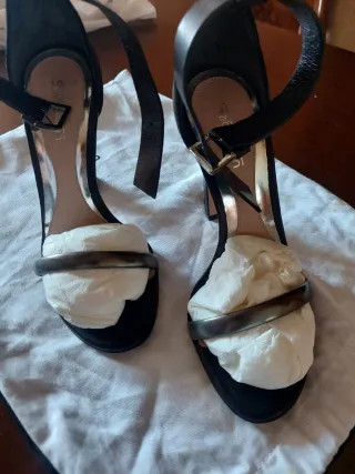 Sandalias Sebastian Milano Negras