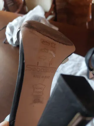 Sandalias Sebastian Milano Negras