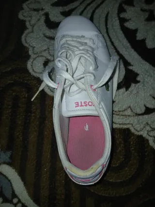 Zapatillas Lacoste Blancas y Rosas