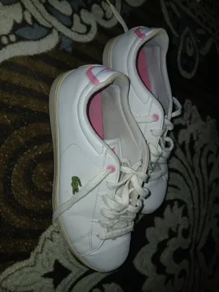 Zapatillas Lacoste Blancas y Rosas