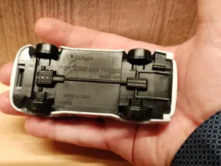 Porsche 924 Turbo Gr. 2 "Esso Eminence" #94