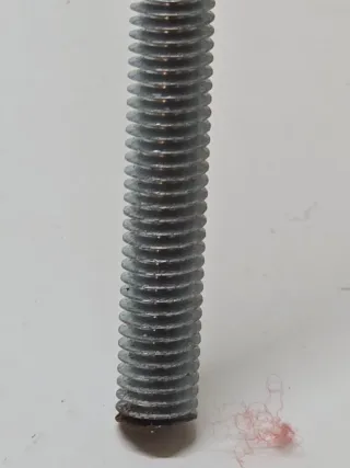 Tornillo roscado 60 cm