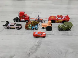 Lote  8 coches juguete colección Cars