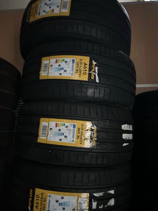 Neumáticos 255/35/19 nuevos