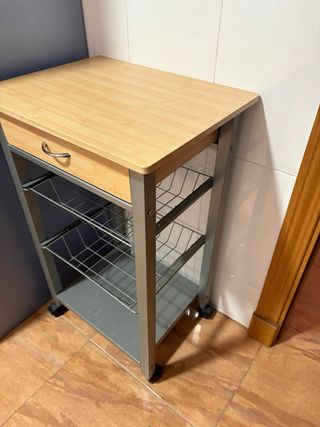 URGE VENTA /Frutero y carrito auxiliar de cocina.