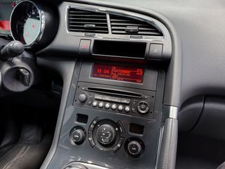 PEUGEOT 3008 1.6 BLUEHDI 120CV 5P