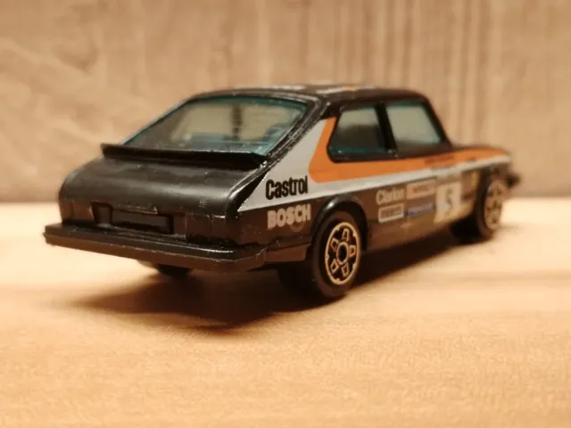 Modellino SAAB 900 Turbo Rally Bburago 1:43