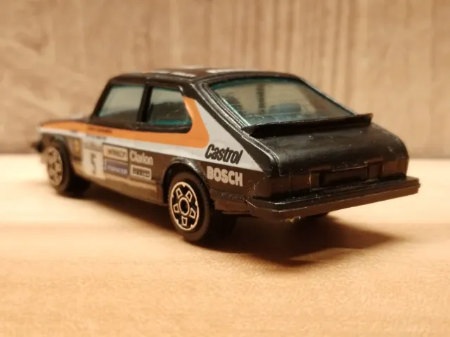 Modellino SAAB 900 Turbo Rally Bburago 1:43