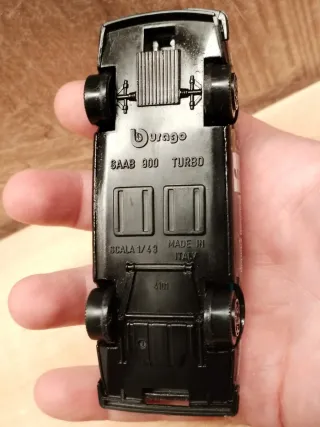 Modellino SAAB 900 Turbo Rally Bburago 1:43