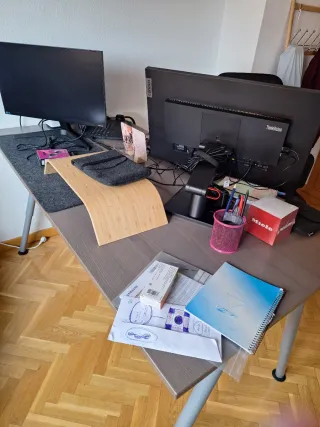 Escritorio y Silla Oficina Negro