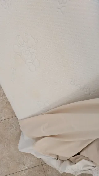 Colchón mini cuna 80x130 + funda impermeable