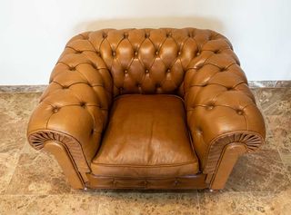 Sillón Chester de Cuero Marrón 1ª mitad siglo XX