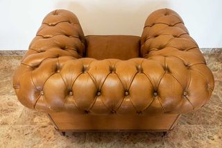 Sillón Chester de Cuero Marrón 1ª mitad siglo XX