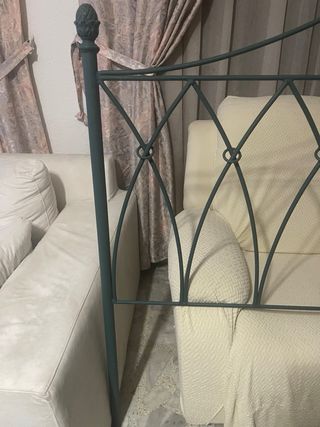 Cabezal de hierro forjado verde