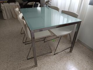Conjunto 4 sillas piel mas mesa cristal