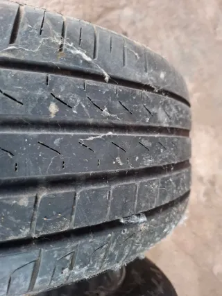 Llantas y neumáticos Mercedes Benz Serie E.