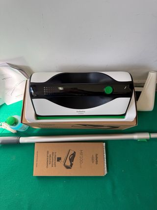 Folletto VG100+ lavavetri Vorwerk valore 330€ nuov