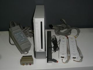 Consola Nintendo Wii Blanca + 2 Mandos
