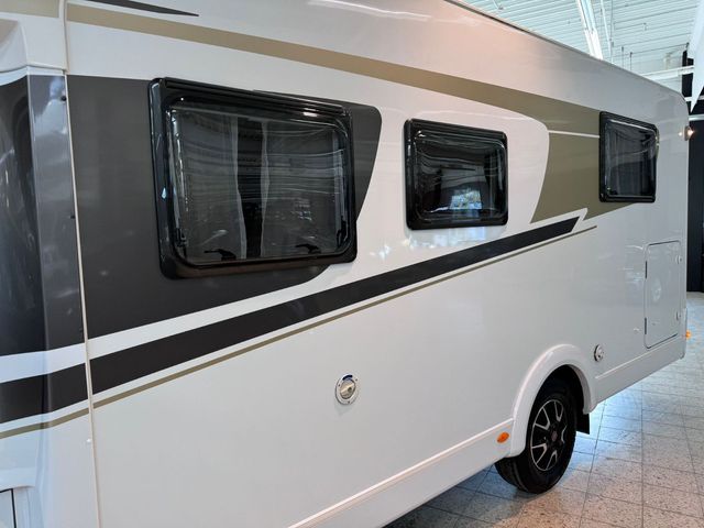 Fiat Capron T68 Cámara Automática LED 2018