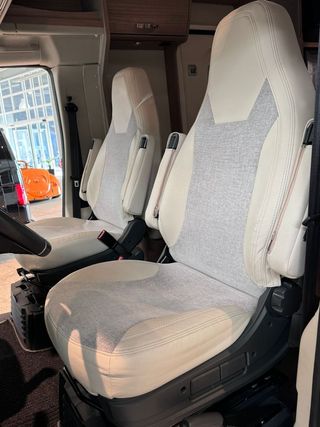 Fiat Capron T68 Cámara Automática LED 2018