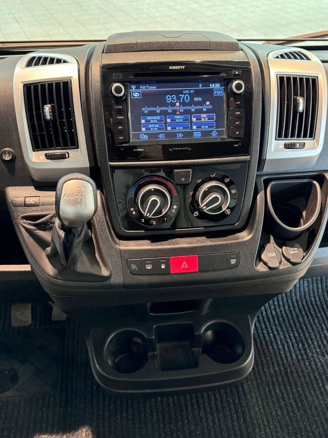 Fiat Capron T68 Cámara Automática LED 2018