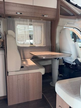 Fiat Capron T68 Cámara Automática LED 2018