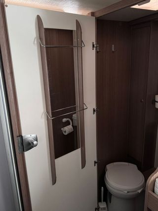 Fiat Capron T68 Cámara Automática LED 2018