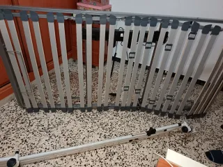 Cama articulada metálica con somier