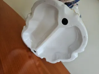 Statuina in porcellana lucida stile Capodimonte