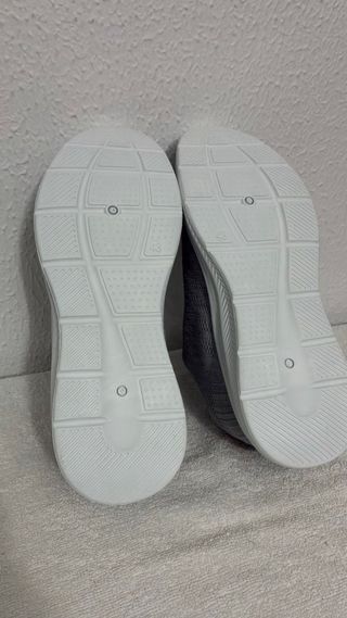 ZAPATILLAS CASUALES DE MALLA TRANSPIRABLE.