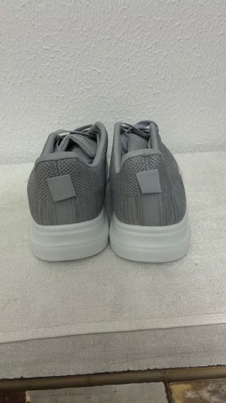 ZAPATILLAS CASUALES DE MALLA TRANSPIRABLE.