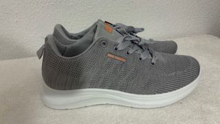 ZAPATILLAS CASUALES DE MALLA TRANSPIRABLE.