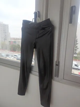 Pantalones polipiel térmicos elásticos