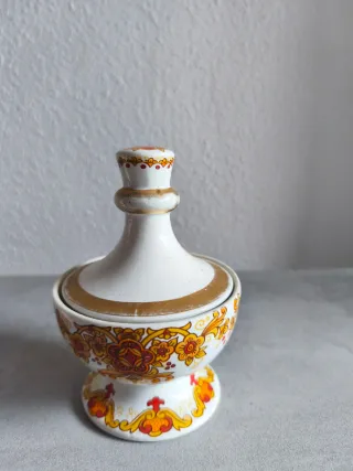 Set tocador vintage blanco y dorado