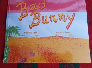 VINILO BAD BUNNY UN VERANO SIN TI. NUEVO 2 LP