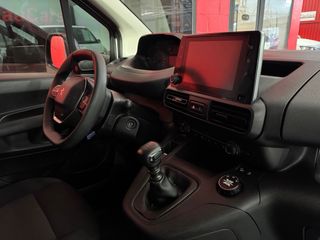 Peugeot Partner 2021