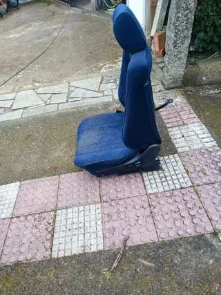 Asiento conductor Mercedes 190 azul