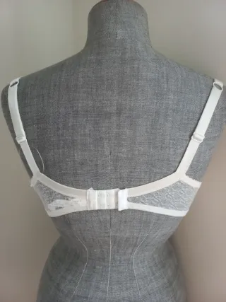 95D encaje y lacitos